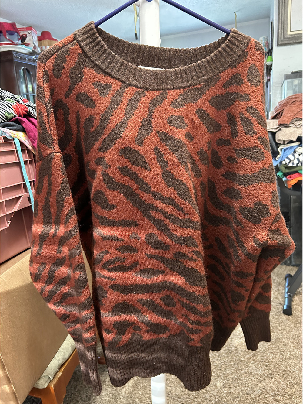 Ava & Viv Women's Plus Size 2X Brown and Rust Animal Print Sweater